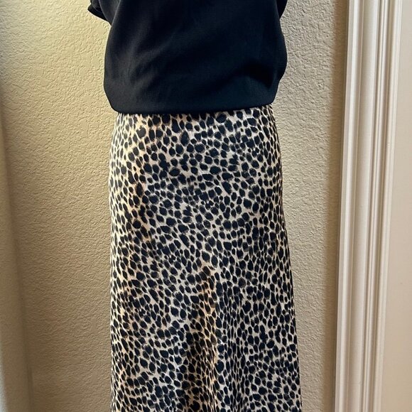 Jcrew Factory Midi Leopard Print Skirt - Size Large - Picture 2 of 6